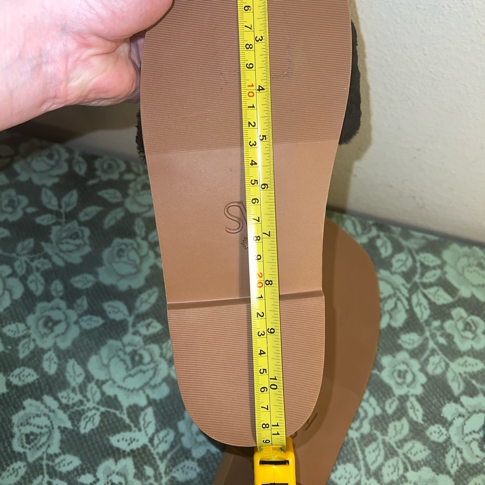 Stuart Weitzman Cammy Shearling-Strap Slide Sanda… - image 6